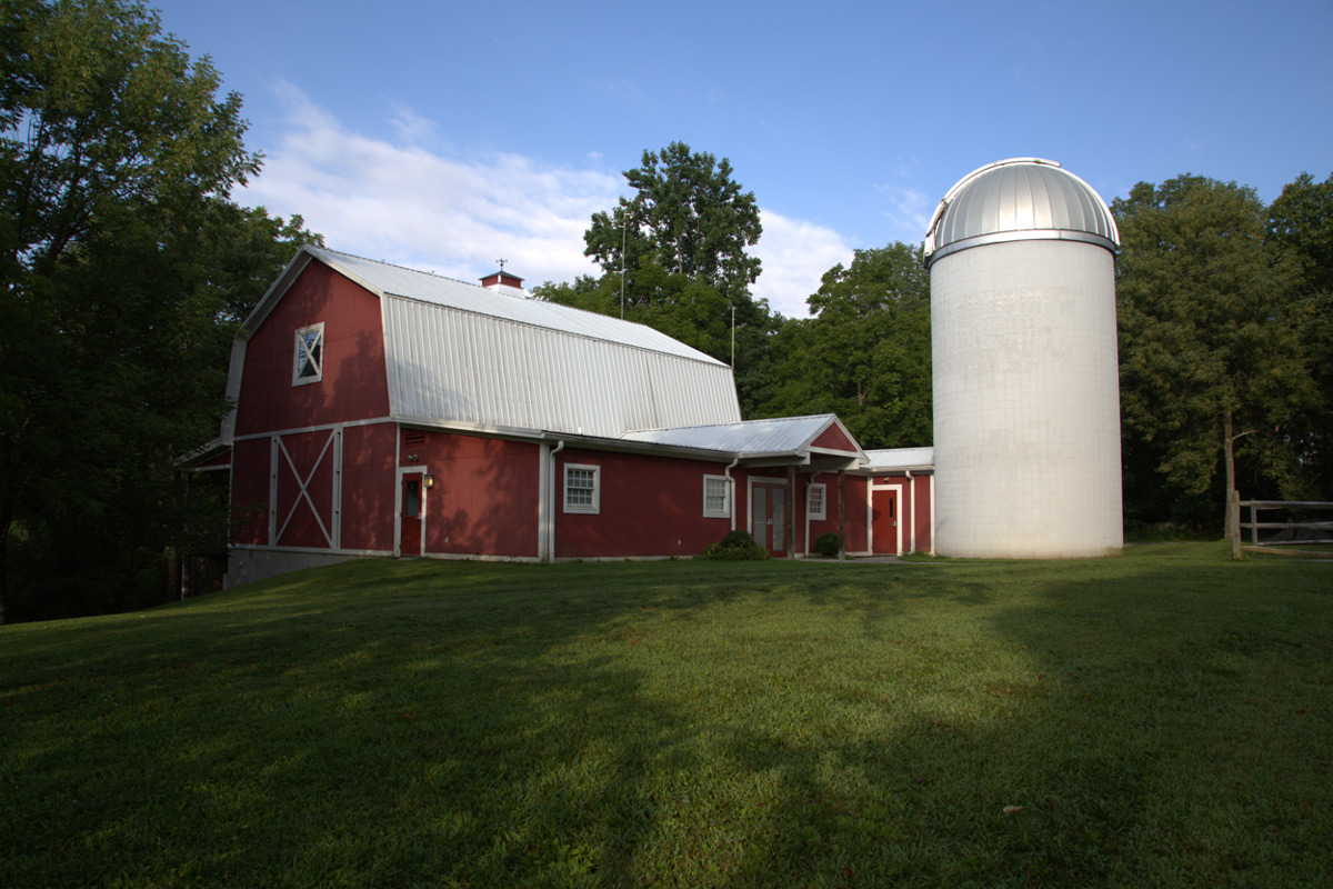 Selu barn and observatory