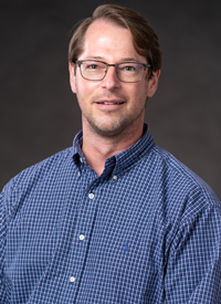 Headshot of Kenneth Gentry