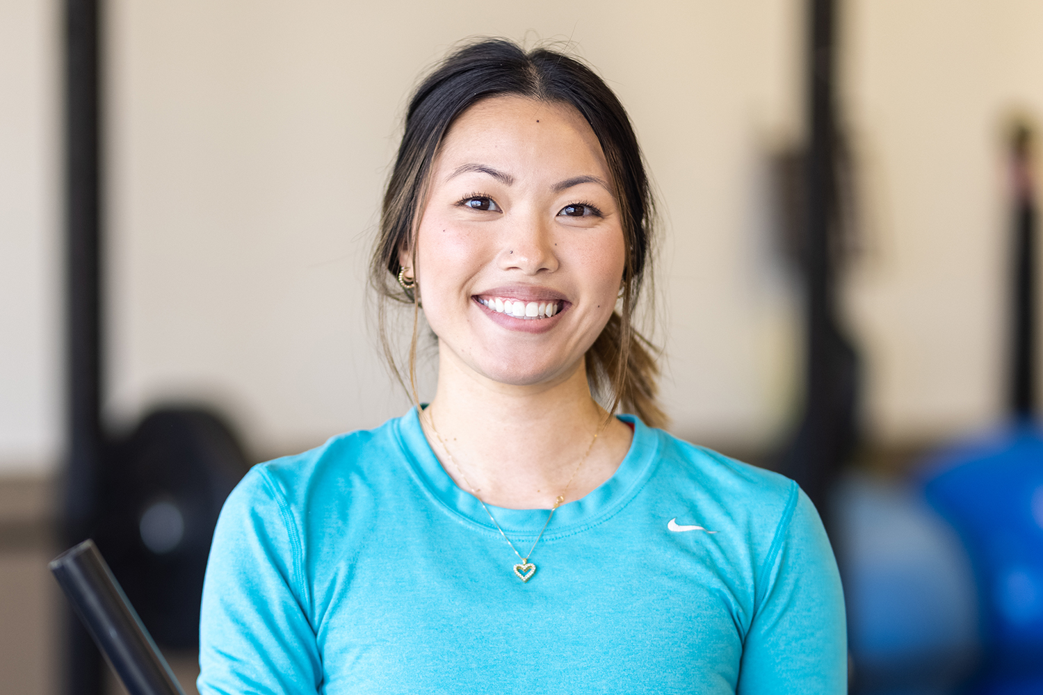 woman in sports wear